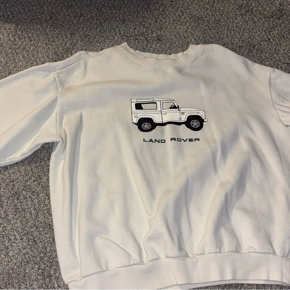 PacSun Cream Crewneck Sweater with Land Rover Design - Picture 2 of 4